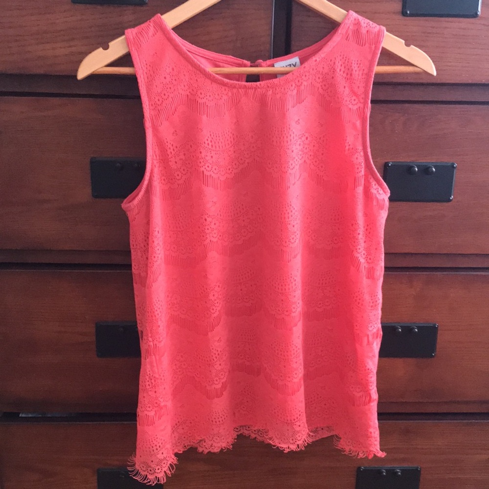Suzy Shier Coral Pink Fringe Lace Tank, Size Medium
